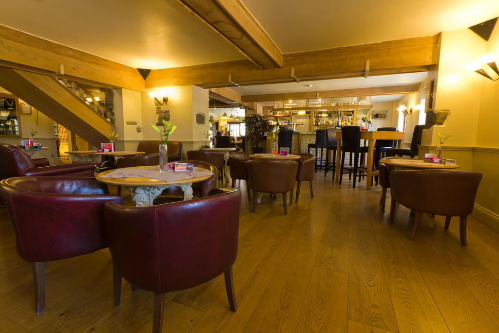 The Farmhouse Hotel And Restaurant Saint Saviour Servizi foto