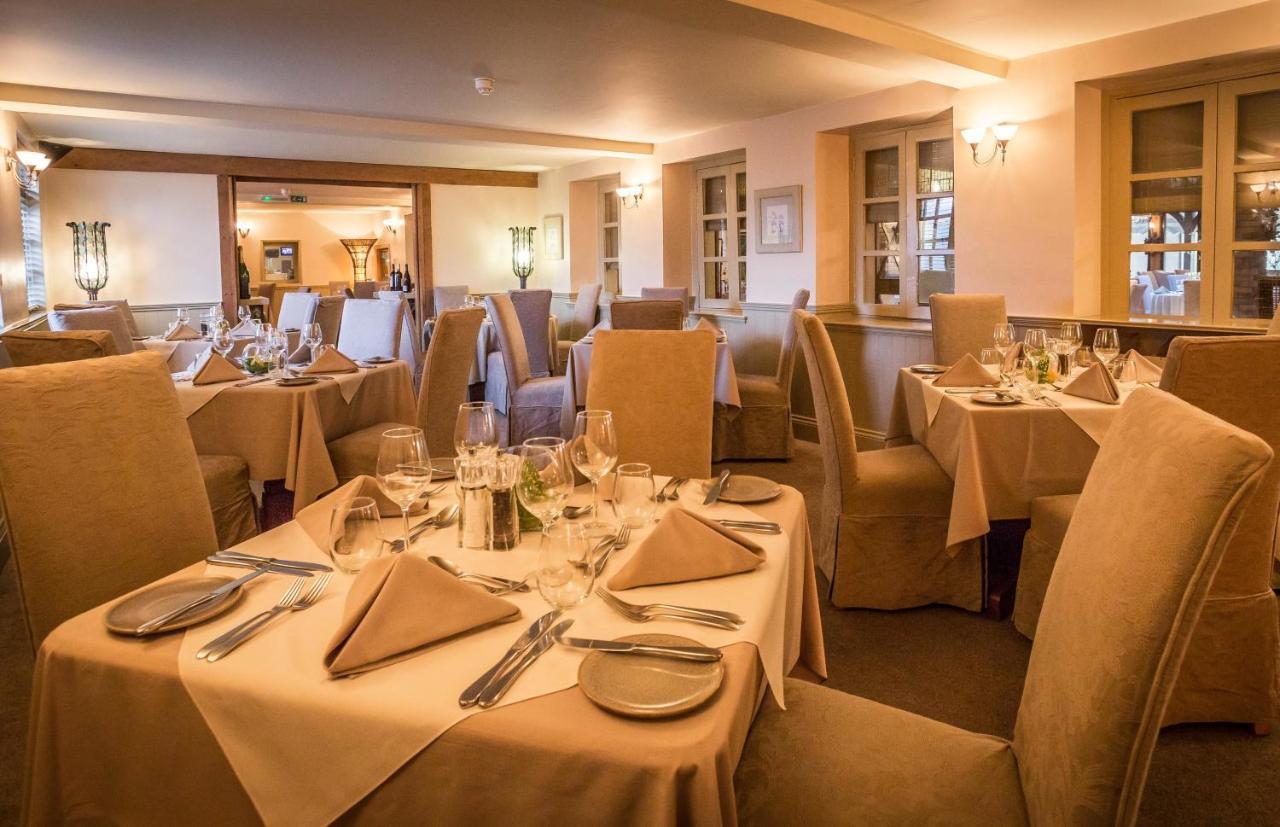 The Farmhouse Hotel And Restaurant Saint Saviour Esterno foto